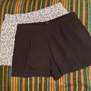Set of two GAP shorts